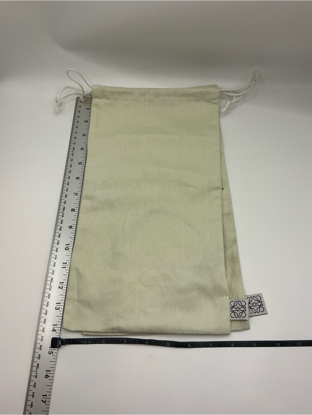 NEW Loewe Cream Drawstring Shoe Bag fit size 8-9US Women’s